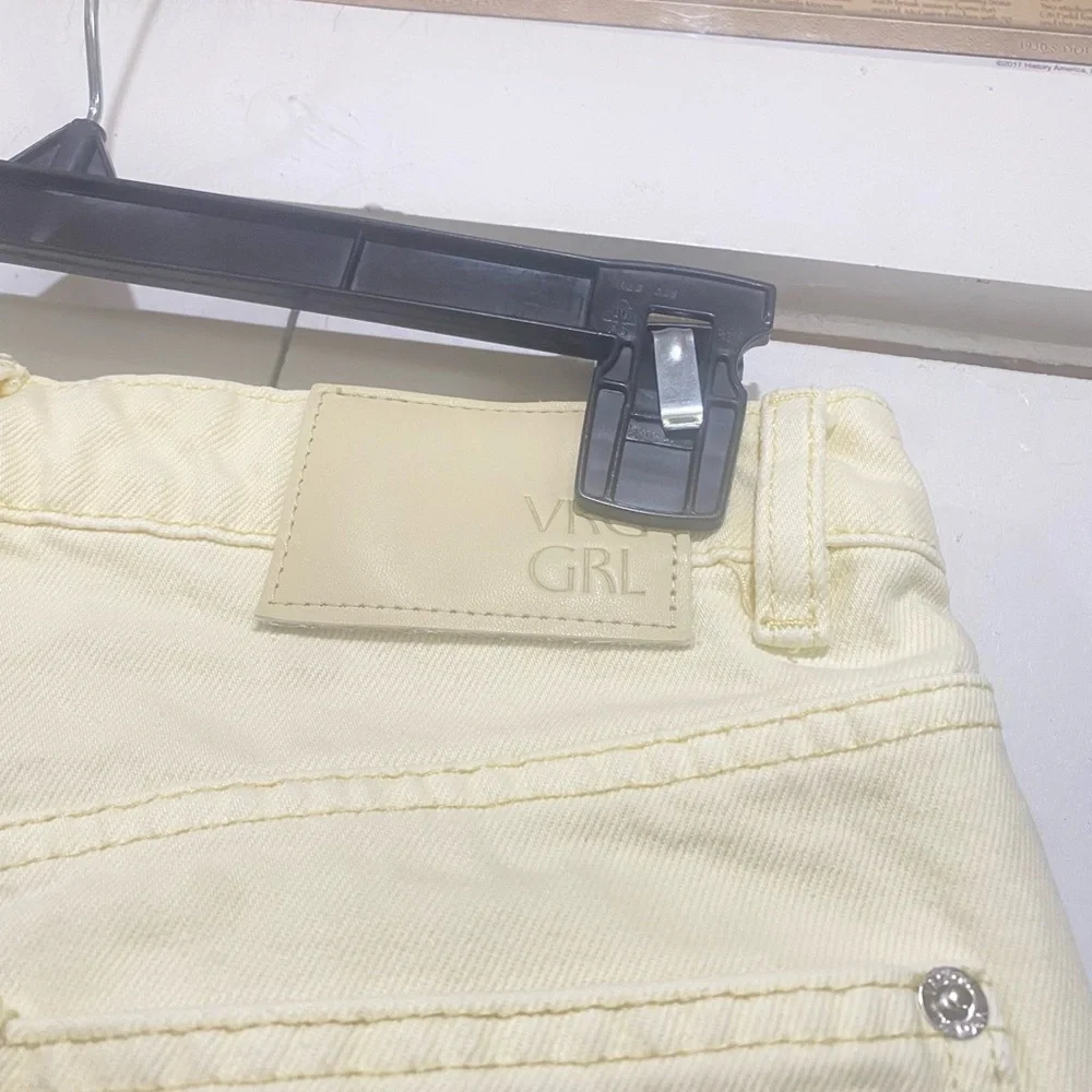 VRG GRL Women’s Jeans light yellow Denim size 10 baggy cuff hem waist 28” Cotton - Picture 6 of 7